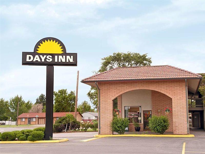 Days Inn By Wyndham Richland Exterior foto